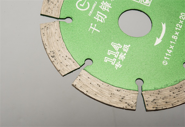 采用石材切割片加工的石材，在石材防護劑上應(yīng)該如何選擇？